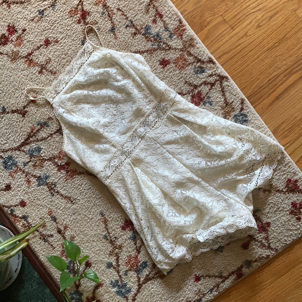 Urban Outfitters flattering white lace romper